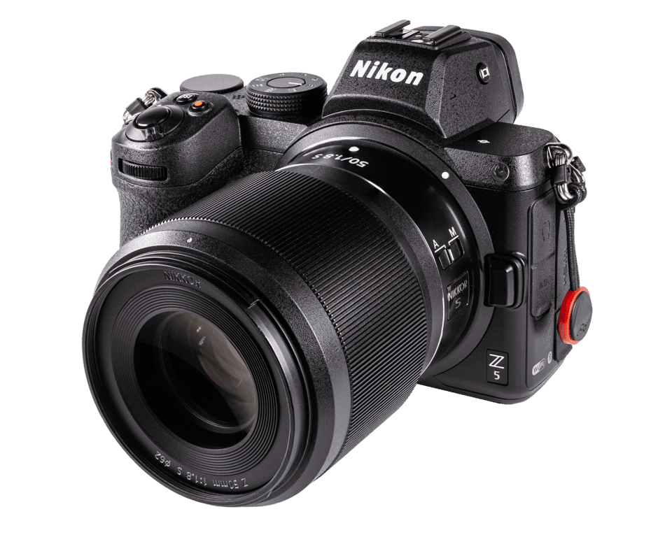Фотоаппарат Nikon с объективом